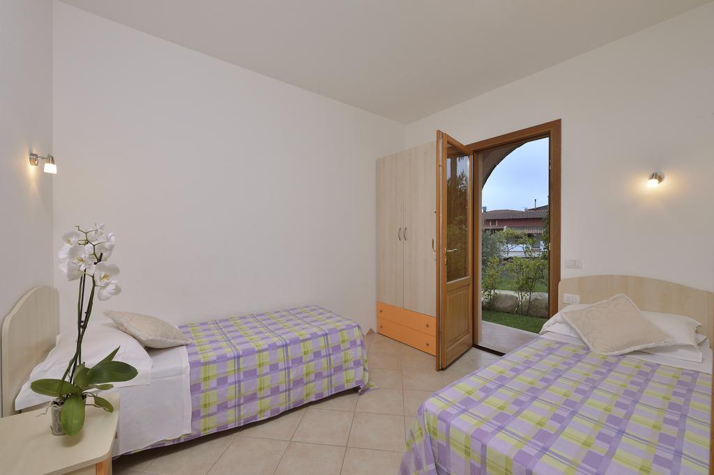 Residence Le Zagare San Teodoro  Eksteriør billede